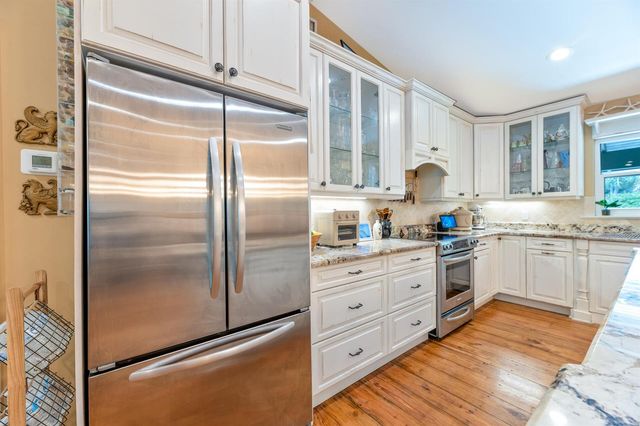 304 SW Indian Groves Drive, Stuart, FL 34994