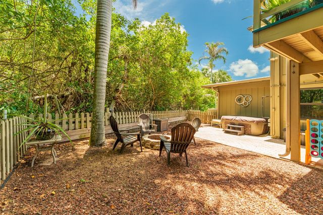 304 SW Indian Groves Drive, Stuart, FL 34994