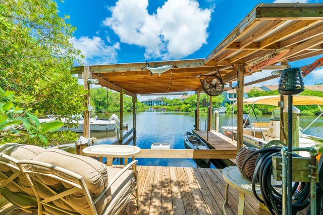 304 SW Indian Groves Drive, Stuart, FL 34994