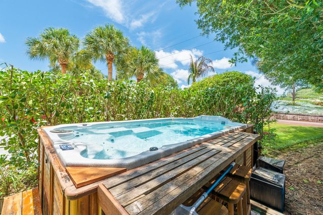304 SW Indian Groves Drive, Stuart, FL 34994