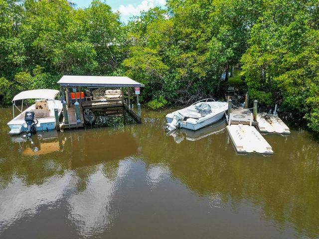 304 SW Indian Groves Drive, Stuart, FL 34994
