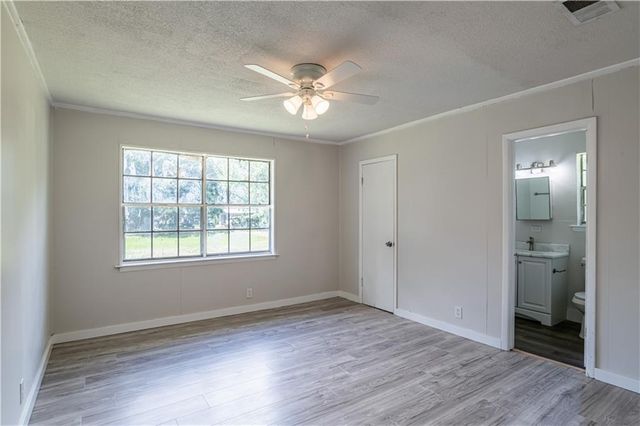 2901 Club House Road, Mobile, AL 36605