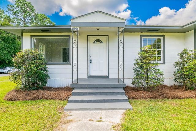 2901 Club House Road, Mobile, AL 36605