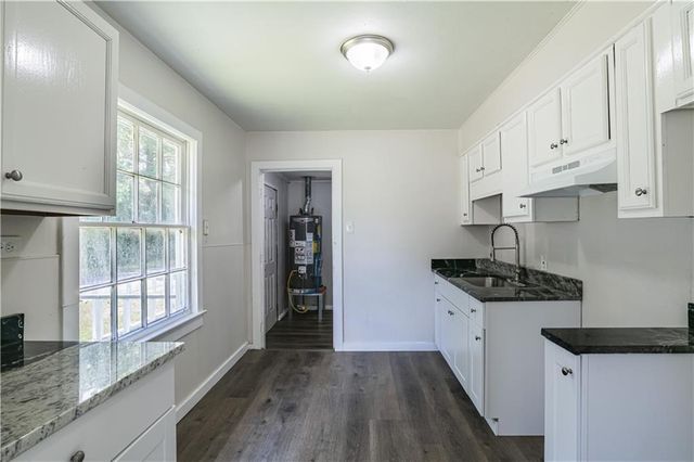 2901 Club House Road, Mobile, AL 36605