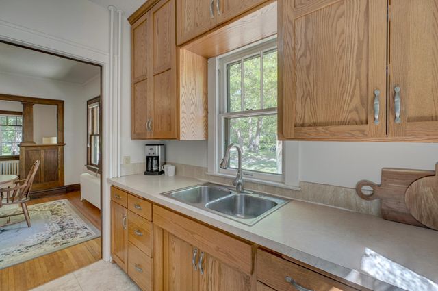 3301 47th Avenue S, Minneapolis, MN 55406