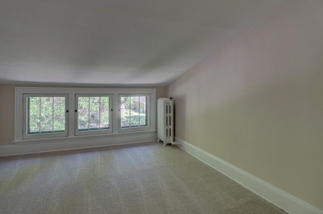 3301 47th Avenue S, Minneapolis, MN 55406