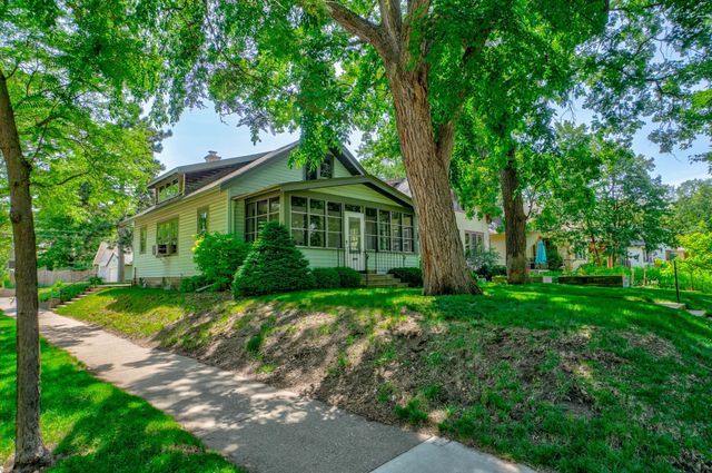 3301 47th Avenue S, Minneapolis, MN 55406