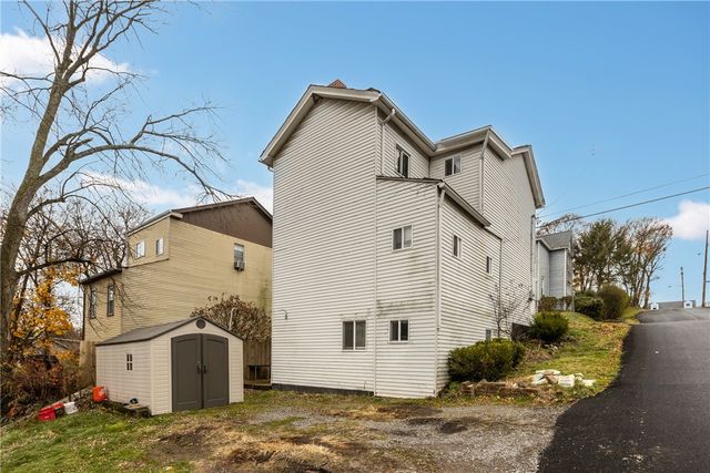 920 Wymore St, Elliott, PA 15220