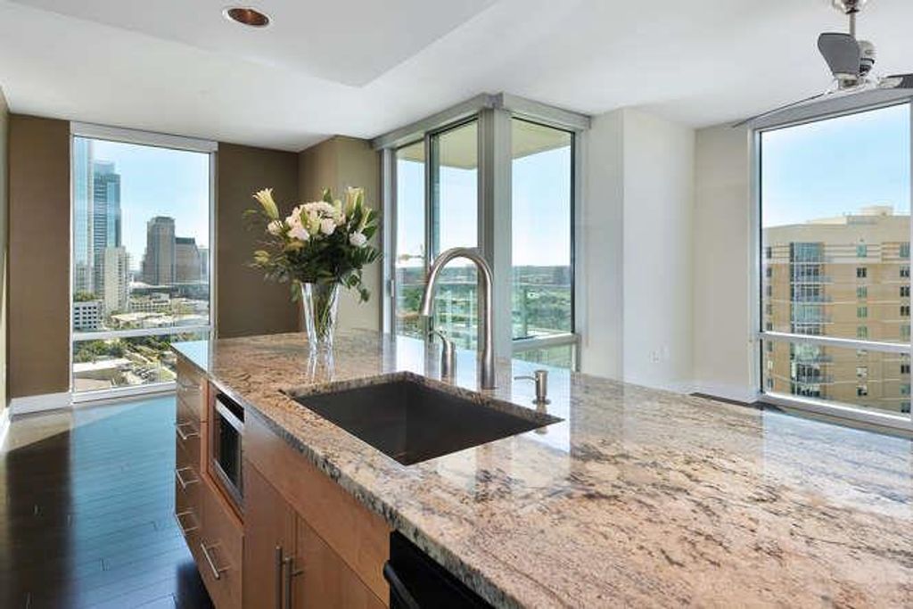 300 Bowie ST 1703, Austin, TX 78703