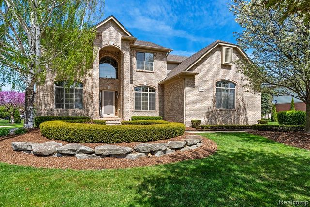 14109 Berryknoll Drive, Utica, MI 48315