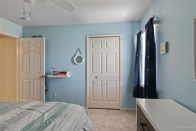 14109 Berryknoll Drive, Utica, MI 48315