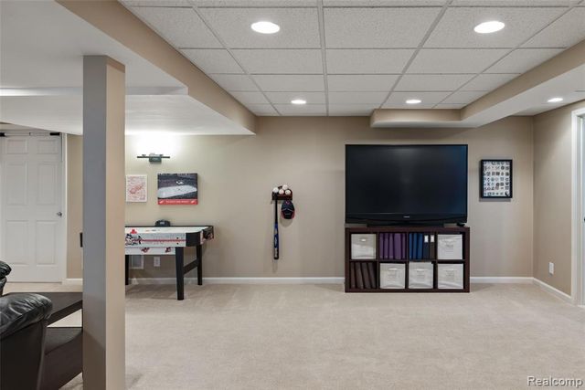 14109 Berryknoll Drive, Utica, MI 48315