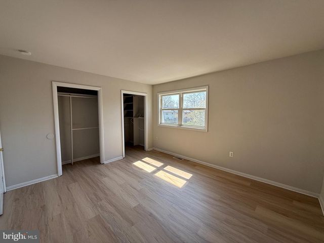 911 ANVIL RD, Fredericksburg, VA 22405