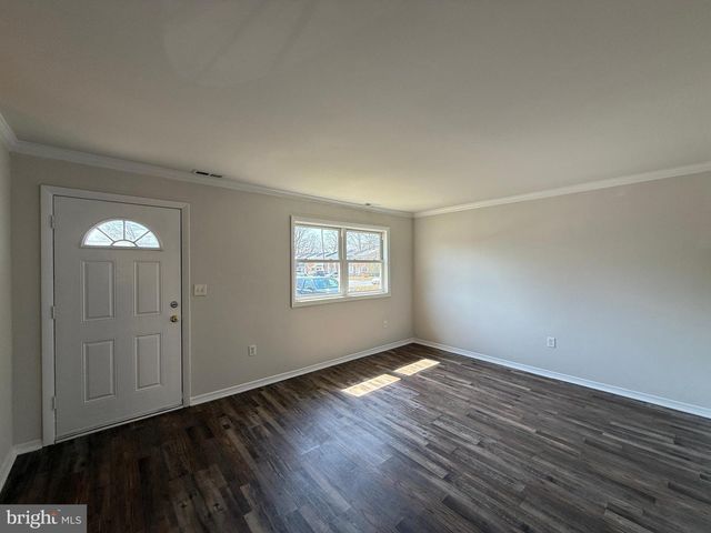 911 ANVIL RD, Fredericksburg, VA 22405