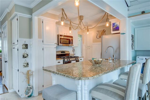 9530 Hammett PW, Norfolk, VA 23503