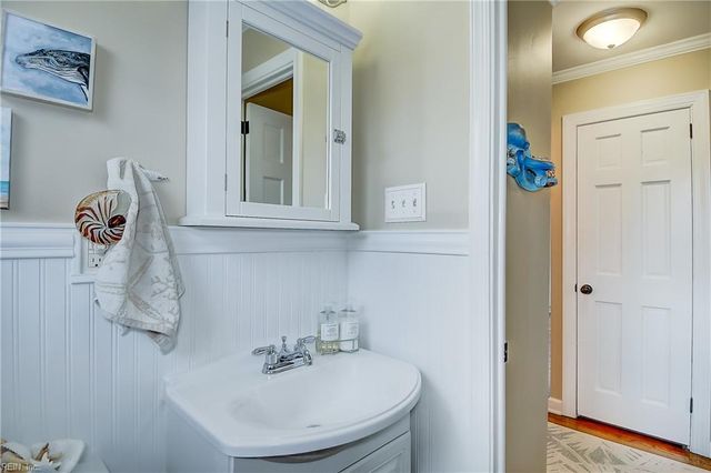 9530 Hammett PW, Norfolk, VA 23503