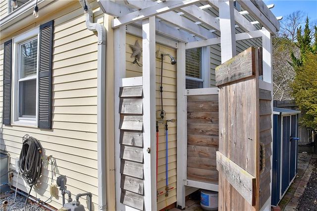 9530 Hammett PW, Norfolk, VA 23503