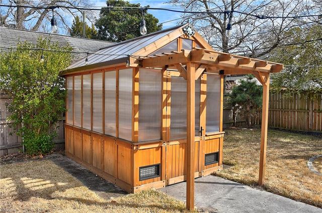 9530 Hammett PW, Norfolk, VA 23503