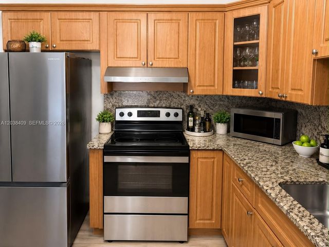 1939 SW 5th St 2, Miami, FL 33135