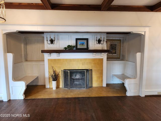 424 Winthrop Street, Toledo, OH 43620