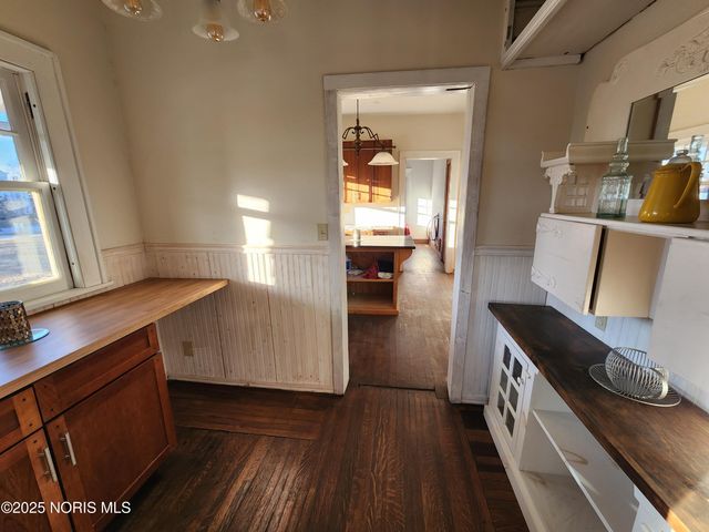 424 Winthrop Street, Toledo, OH 43620