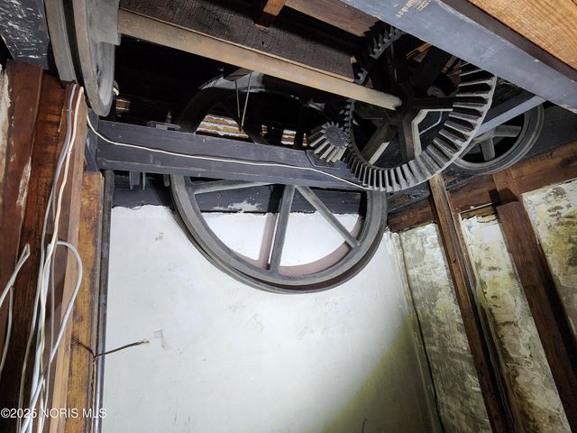 424 Winthrop Street, Toledo, OH 43620