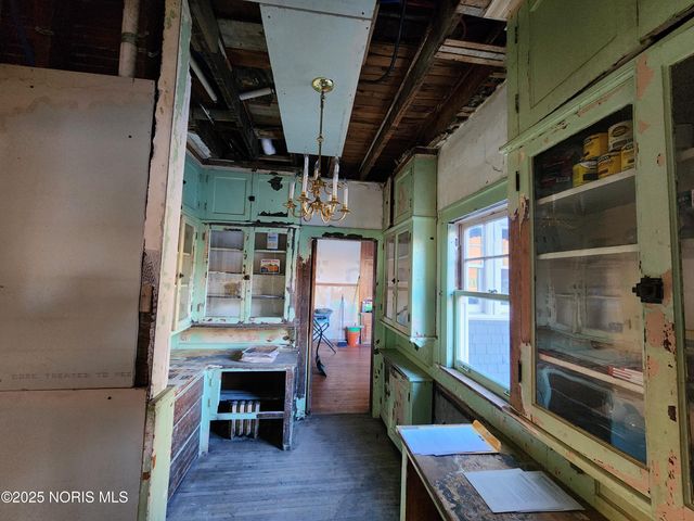 424 Winthrop Street, Toledo, OH 43620