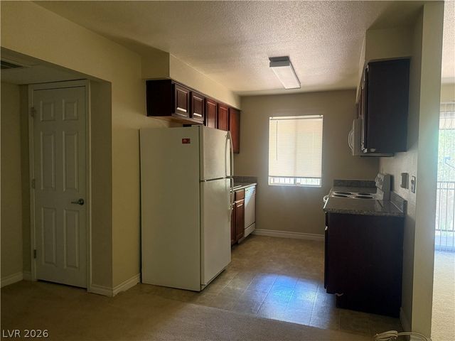 5350 River Glen Drive 298, Las Vegas, NV 89103