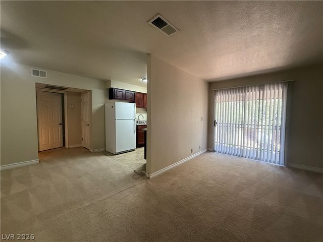 5350 River Glen Drive 298, Las Vegas, NV 89103