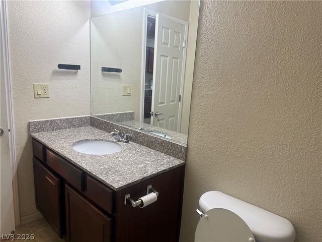 5350 River Glen Drive 298, Las Vegas, NV 89103