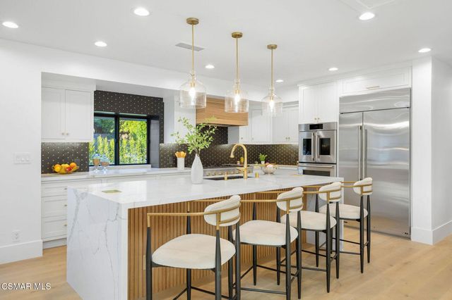 1324 La Granada Drive, Thousand Oaks, CA 91362