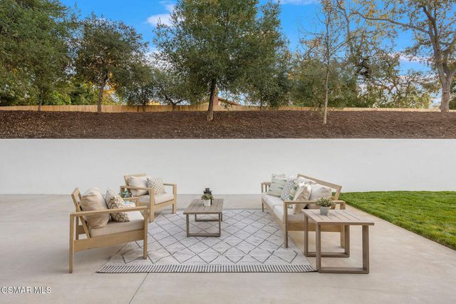 1324 La Granada Drive, Thousand Oaks, CA 91362