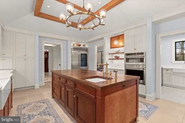 616 COTTERILL RD, Gibson Island, MD 21056