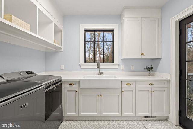 616 COTTERILL RD, Gibson Island, MD 21056