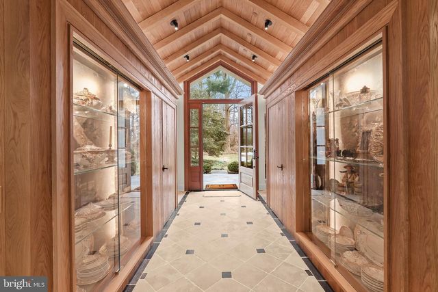 616 COTTERILL RD, Gibson Island, MD 21056