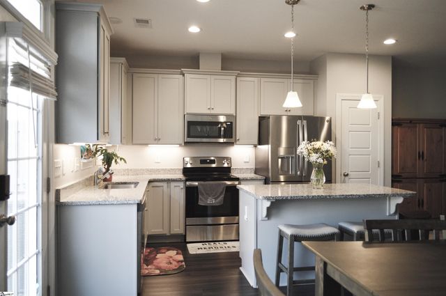 121 Bluet Lane, Taylors, SC 29687