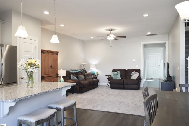 121 Bluet Lane, Taylors, SC 29687