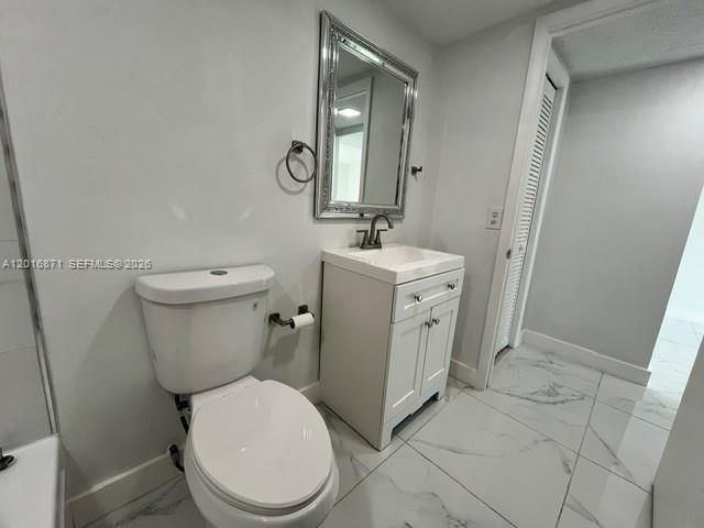 5050 NW 7th Street 220, Miami, FL 33126