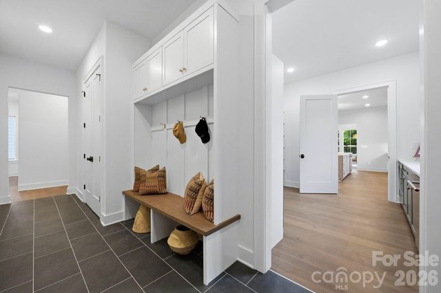 1117 Lomax Avenue, Charlotte, NC 28211