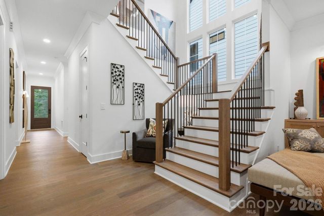 1117 Lomax Avenue, Charlotte, NC 28211