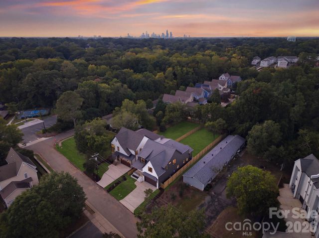1117 Lomax Avenue, Charlotte, NC 28211