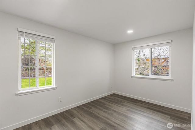 4424 S Holly Street, Seattle, WA 98118
