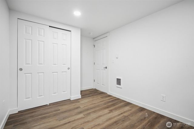 4424 S Holly Street, Seattle, WA 98118