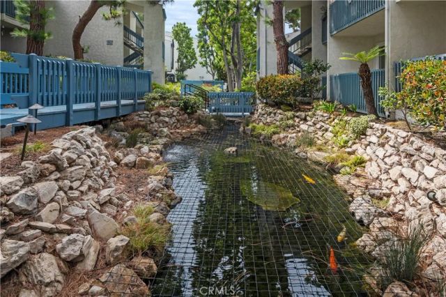 603 S Prospect Avenue 205, Redondo Beach, CA 90277