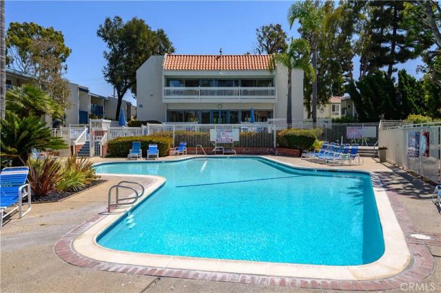 603 S Prospect Avenue 205, Redondo Beach, CA 90277