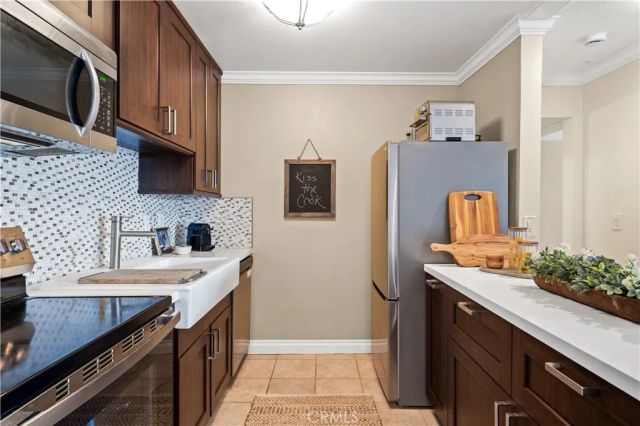 603 S Prospect Avenue 205, Redondo Beach, CA 90277