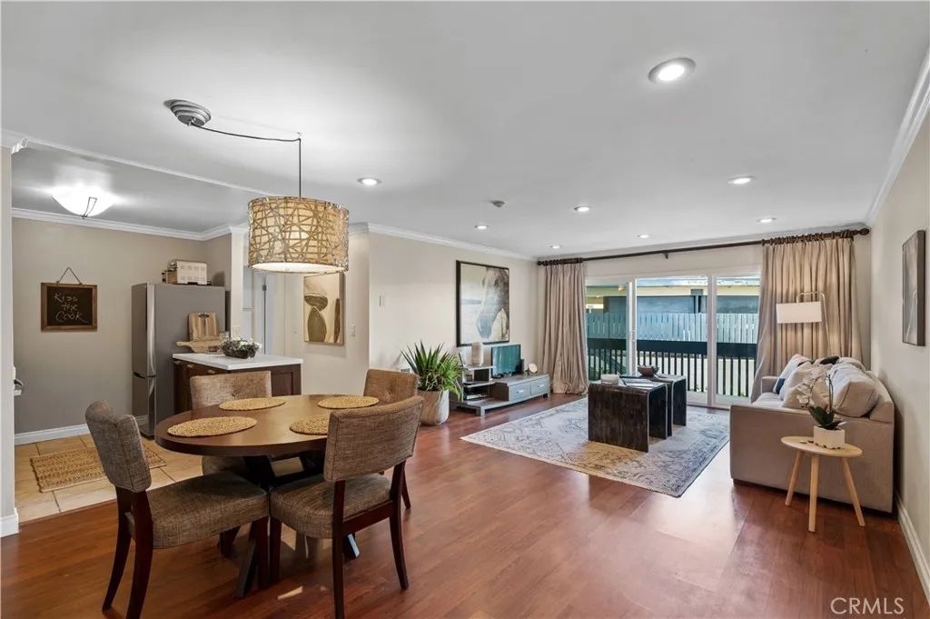 603 S Prospect Avenue 205, Redondo Beach, CA 90277