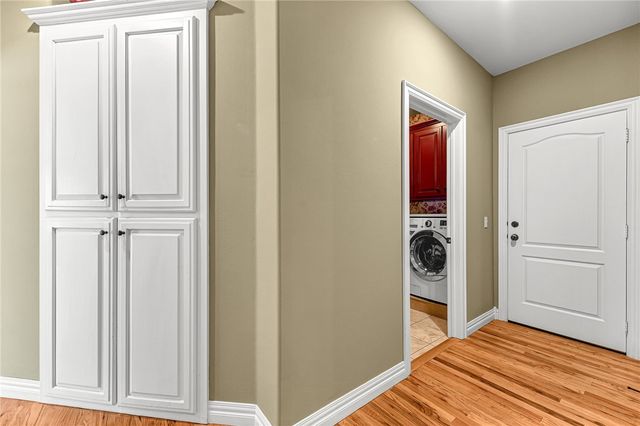 6403 S 36th Street, Rogers, AR 72758