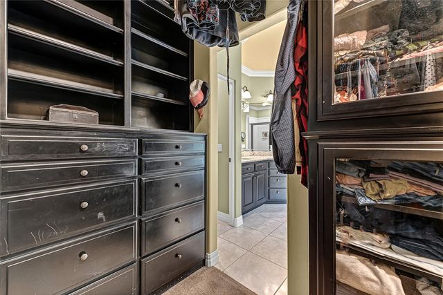 6403 S 36th Street, Rogers, AR 72758