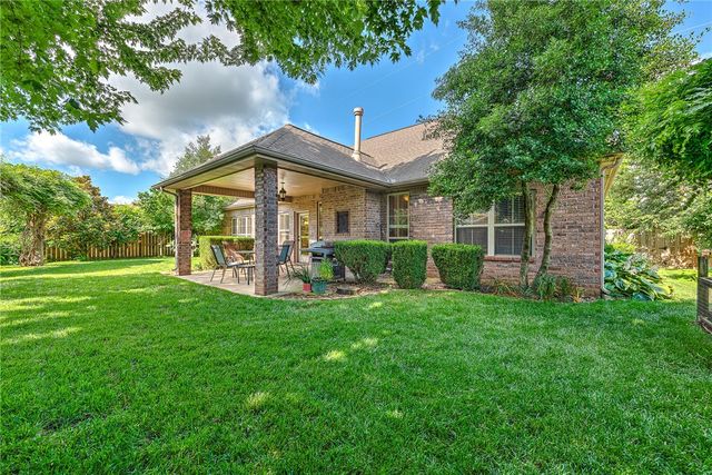 6403 S 36th Street, Rogers, AR 72758